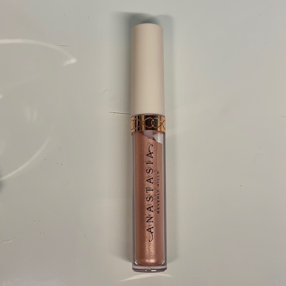 Anastasia Beverly hill liquid lipstick